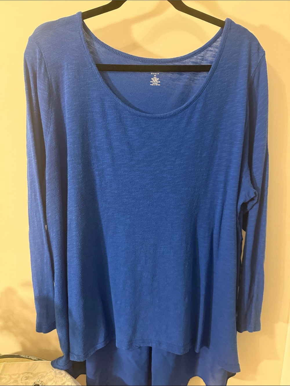 a.n.a Royal Blue Long-Sleeve Scoop Neck Top with Sheer bottom half in back. Sz2X